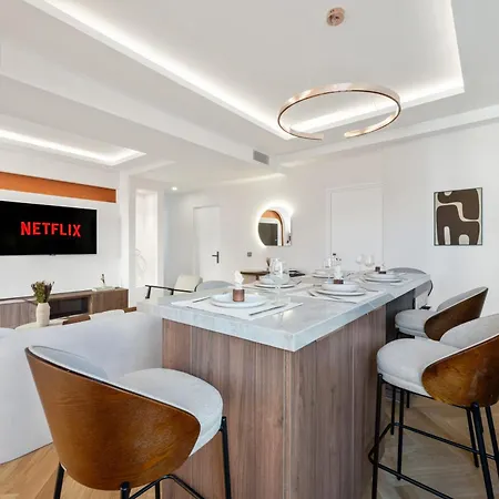 Apartamento Luxueux, Spacieux Dans Le Quartier Du Port Nice