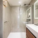 Luxueux, Spacieux Dans Le Quartier Du Port Διαμέρισμα *