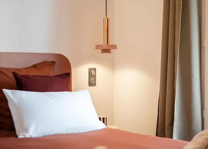 Luxueux, Spacieux Dans Le Quartier Du Port * نيس
