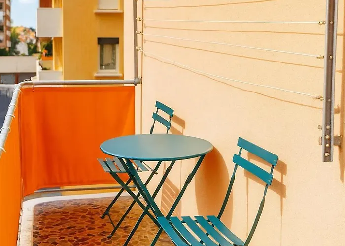 Luxueux, Spacieux Dans Le Quartier Du Port شقة نيس